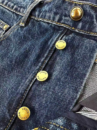 JEAN LV