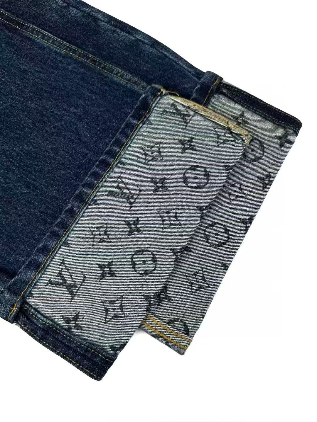 JEAN LV